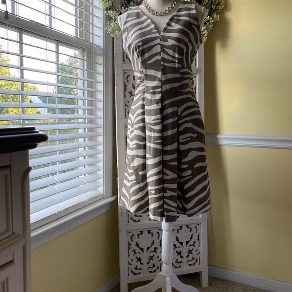 Excellent condition Banana Republic dress Sz8 - Picture 2 of 11